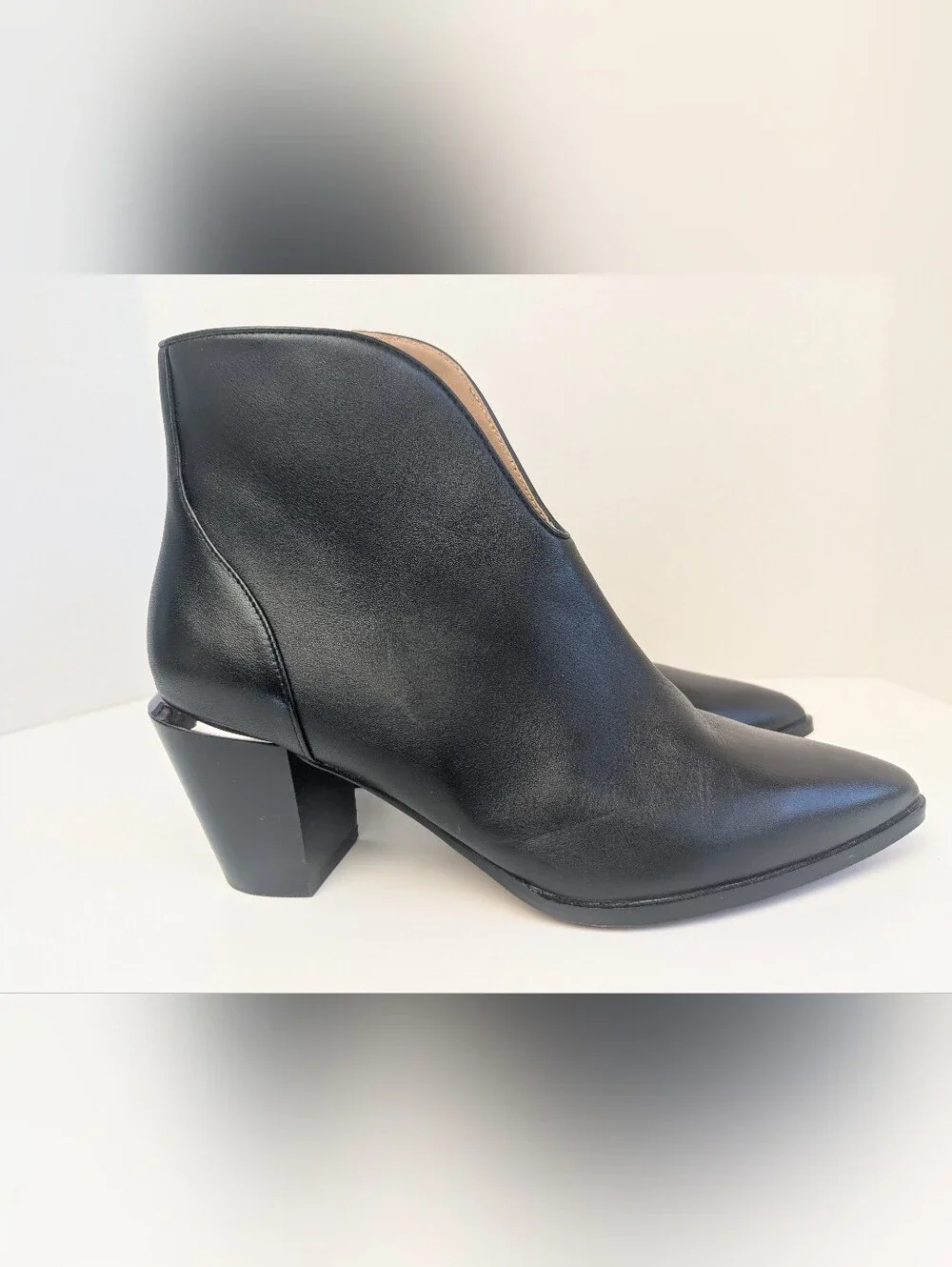 Paolo Mattei Black Leather Pointed Toe Ankle Boots Zip Booties 6.5M